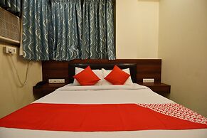 OYO 3311 Hotel Apple 9