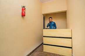 OYO 10522 Varcity Emerald