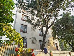 OYO 19530 SilverKey Vishrantwadi