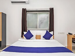 OYO 19530 SilverKey Vishrantwadi