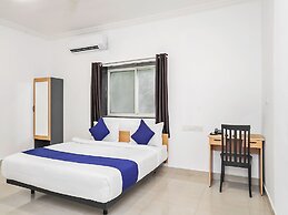 OYO 19530 SilverKey Vishrantwadi