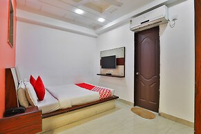 OYO 22574 Hotel Deep Palace