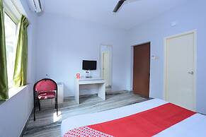 OYO Flagship 16910 Hotel Prince Palace