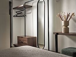 Admiral De Luxe Hotel