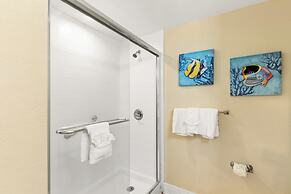 Crystal Tower Comfort Condos by Hosteeva