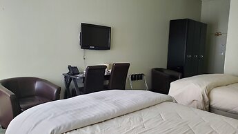 Lowell Inn