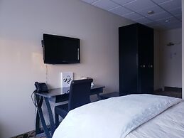 Lowell Inn