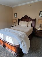 Lowell Inn