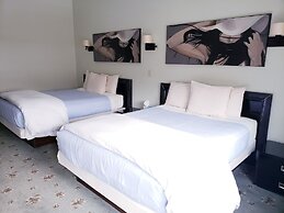 Lowell Inn