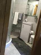 Oxford City Guest House