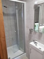 Oxford City Guest House