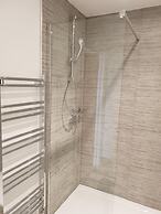 Oxford Modern Guest House