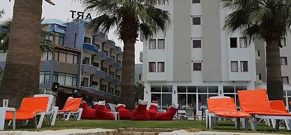 Nuova Beach Hotel