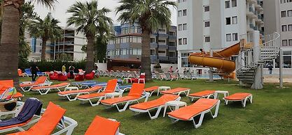 Nuova Beach Hotel
