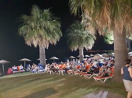 Nuova Beach Hotel