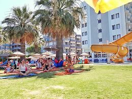 Nuova Beach Hotel