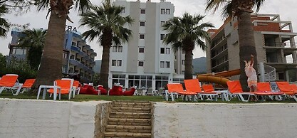 Nuova Beach Hotel