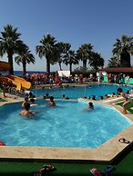 Nuova Beach Hotel