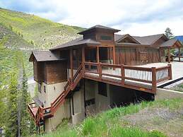 Intermountain Chalet