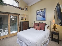 Vantage Point Condo 411