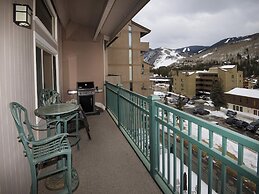 Vantage Point Condo 411