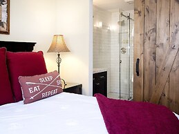 Vantage Point Condo 411