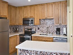 Vantage Point Condo 411