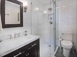 Vantage Point Condo 411