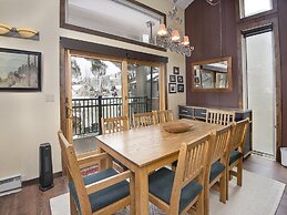 Vantage Point Condo 411