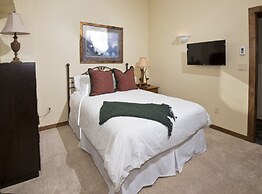 Vantage Point Condo 411