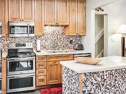 Vantage Point Condo 411