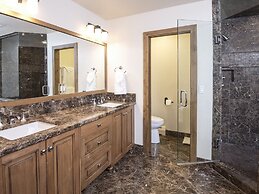 Golf Terrace Townhome 25