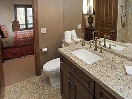 Cascade Village Chalet