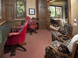 Cascade Village Chalet