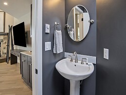 Coldstream Townhome 15