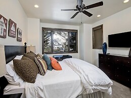 Glacier Court 1854 A