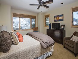 Glacier Court 1854 A