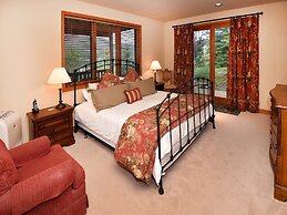 Glacier Court 1844 B