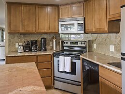 Vantage Point Condo 105