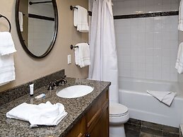 Vantage Point Condo 201