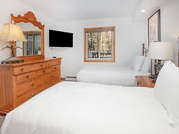 Vantage Point Condo 201