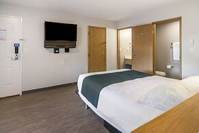 Motel 6 Saanichton, BC - Victoria Airport