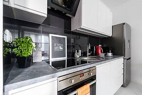 M&R Apartament Airport Obrzeżna 3