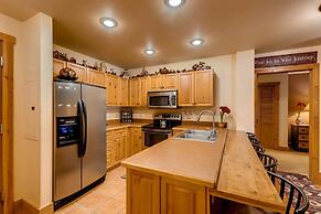 2 Bedroom Colorado Vacation Rental in River Run Village with Pool and 