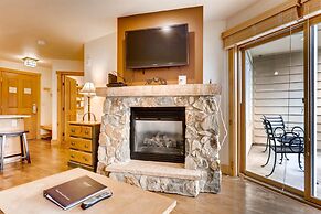 1 Bedroom Colorado Vacation Rental in River Run Village Steps from the