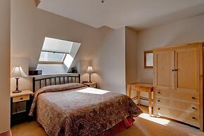 1 Bedroom Silvermill Rental in River Run Village Steps from the River 