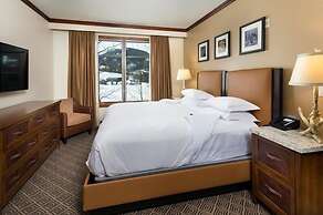 Aspen Ritz Carlton 3 bed Premier 02