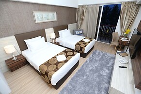 Amerald Resort Hotel Desaru