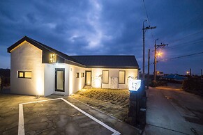 Wooyeon Handong Jeju Private Rental House
