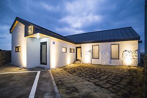 Wooyeon Handong Jeju Private Rental House